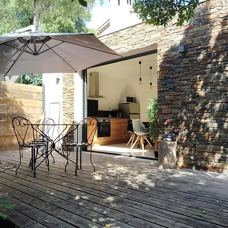 Maison Individuelle Jardin Et Balnéo Villa *
